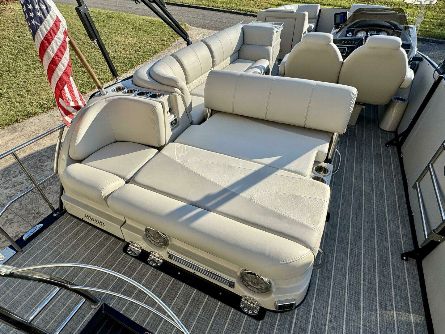 2016 Harris Grand Mariner 250 SLEC Tritoon - Image 55