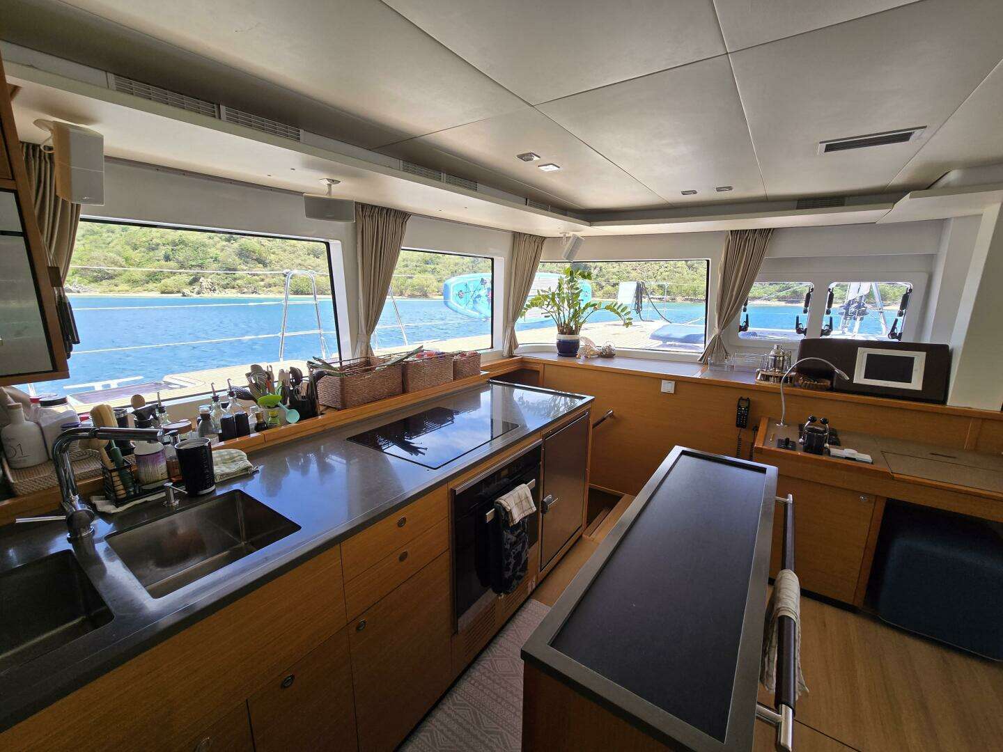 2016 Lagoon 560 S2 - Image 14
