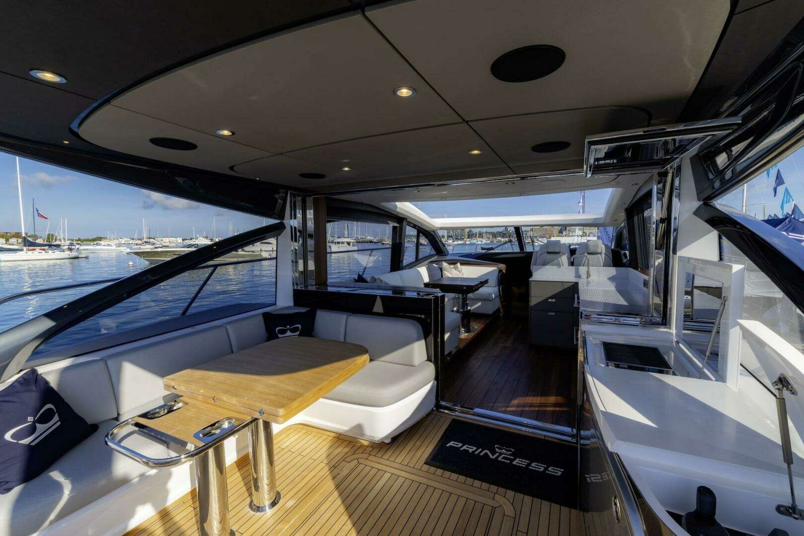 2026 Princess V55 - Image 22