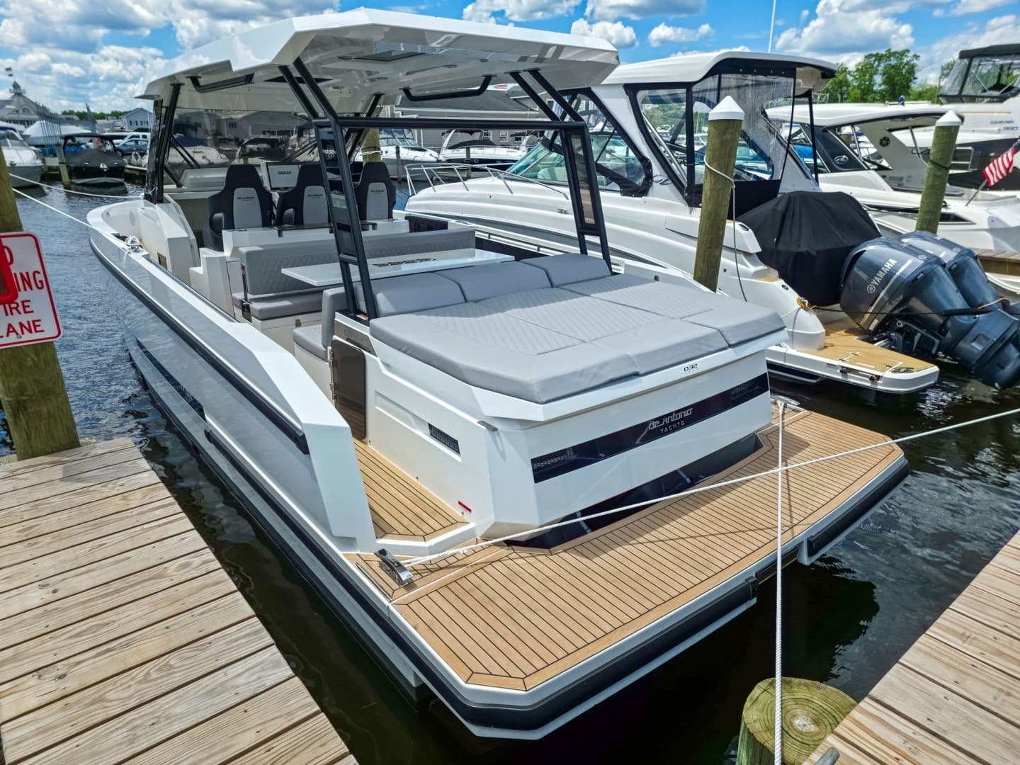 2026 De Antonio Yachts D32 - Image 11