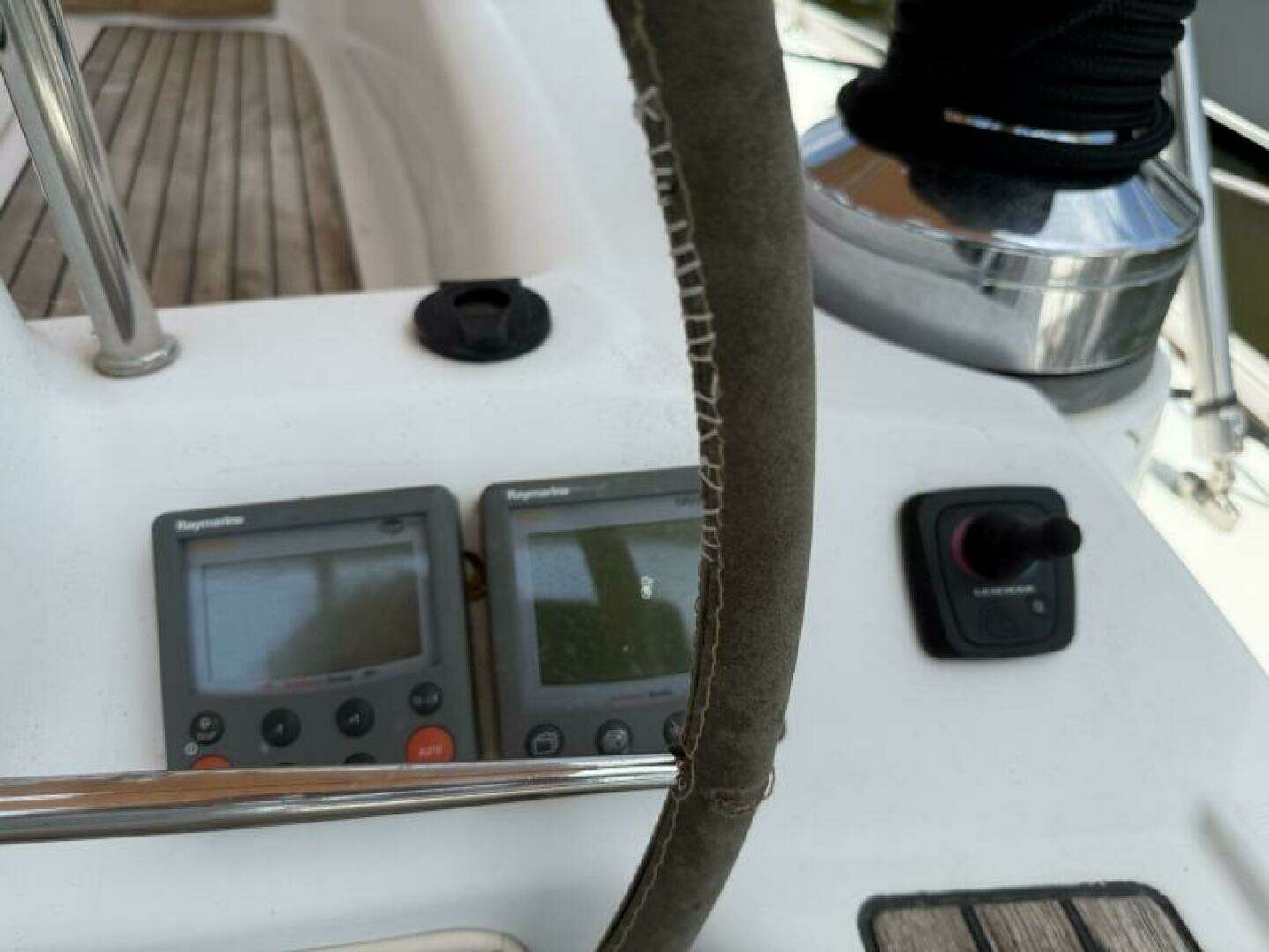 2007 Beneteau 49 - Image 31