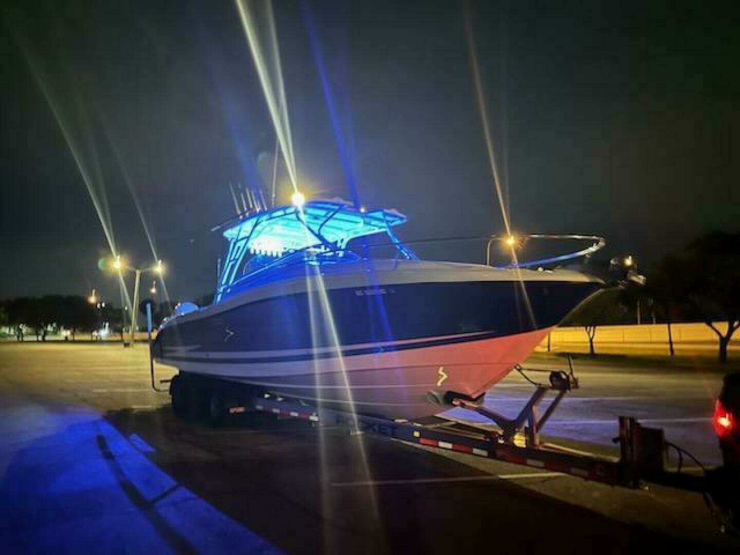 2007 Hydra-Sports 3300VX Vector Express - Image 33