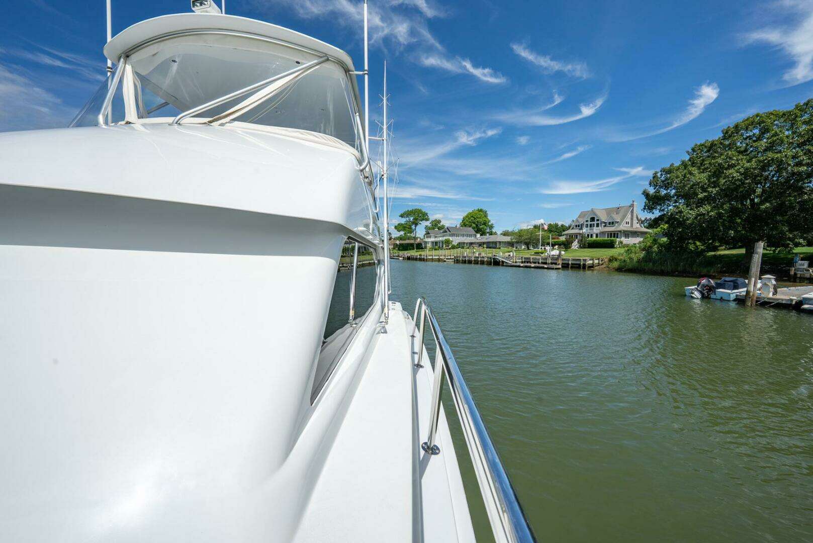 2001 Hatteras 50 Convertible - Image 15