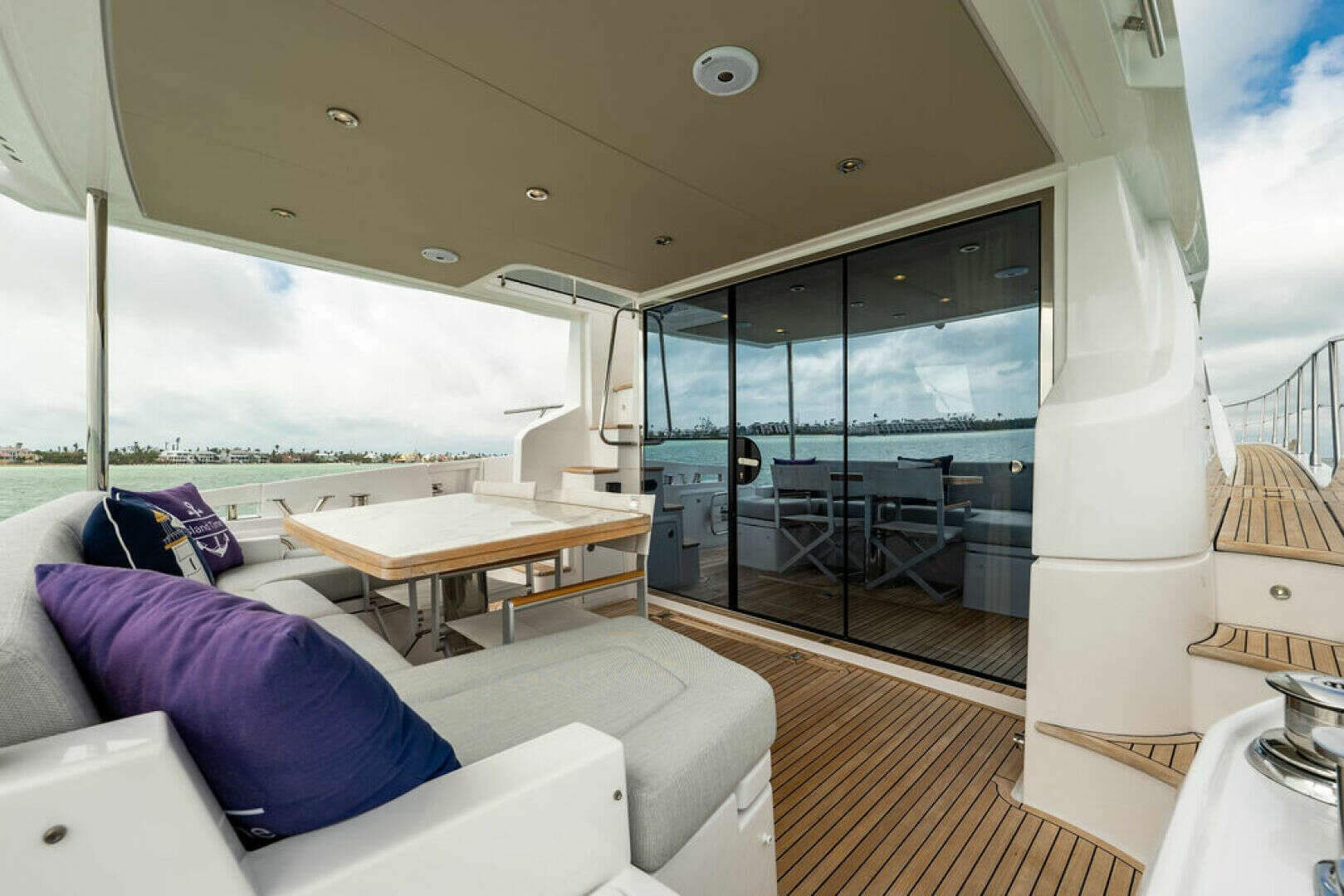 2022 Azimut 55 FLY - Image 6
