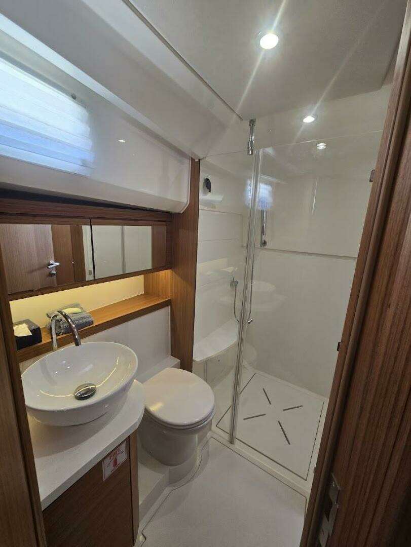 2022 Greenline 39 Hybrid - Image 13