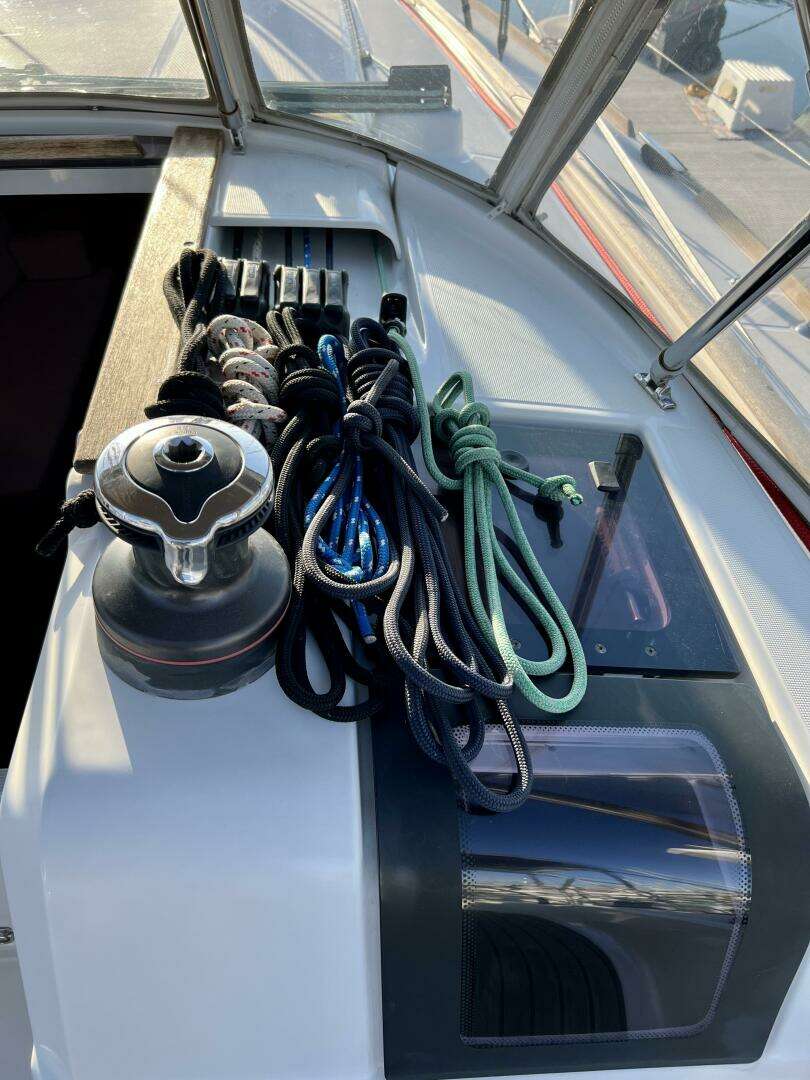 2013 Jeanneau 379 - Image 59