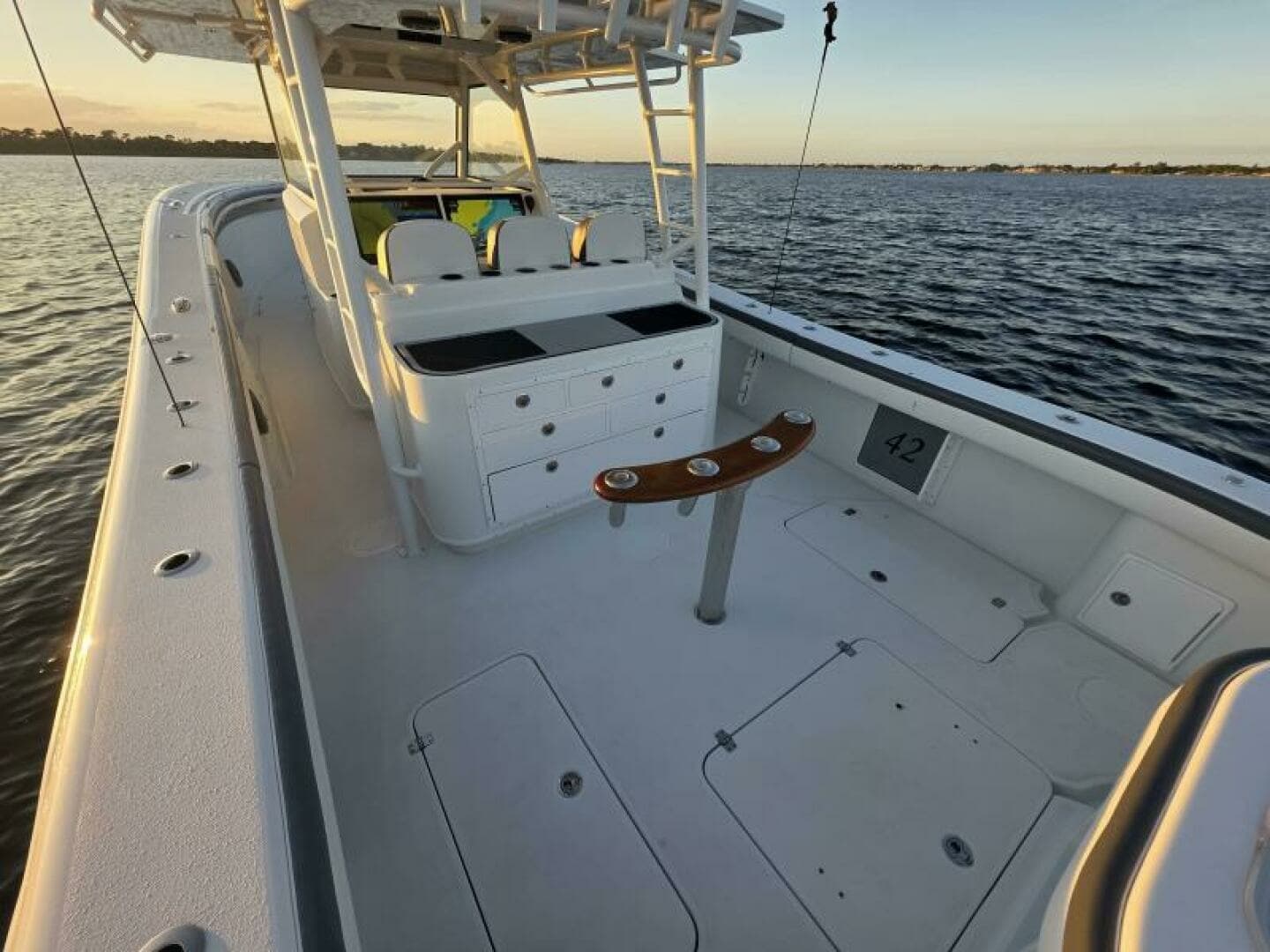 2019 Yellowfin 42 Offshore - Image 14