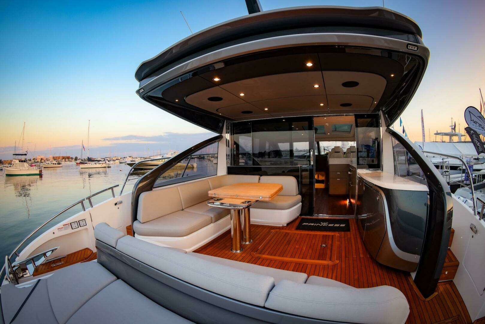 2026 Princess V55 - Image 23