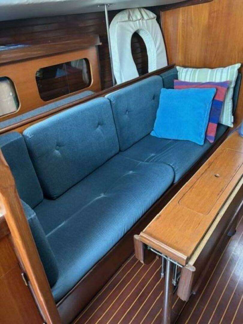 1984 Beneteau — - Image 18