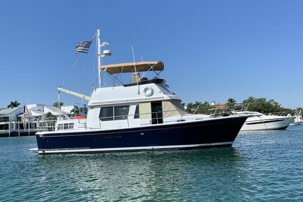 1997 Sabreline 36 Fast Trawler - Image 1