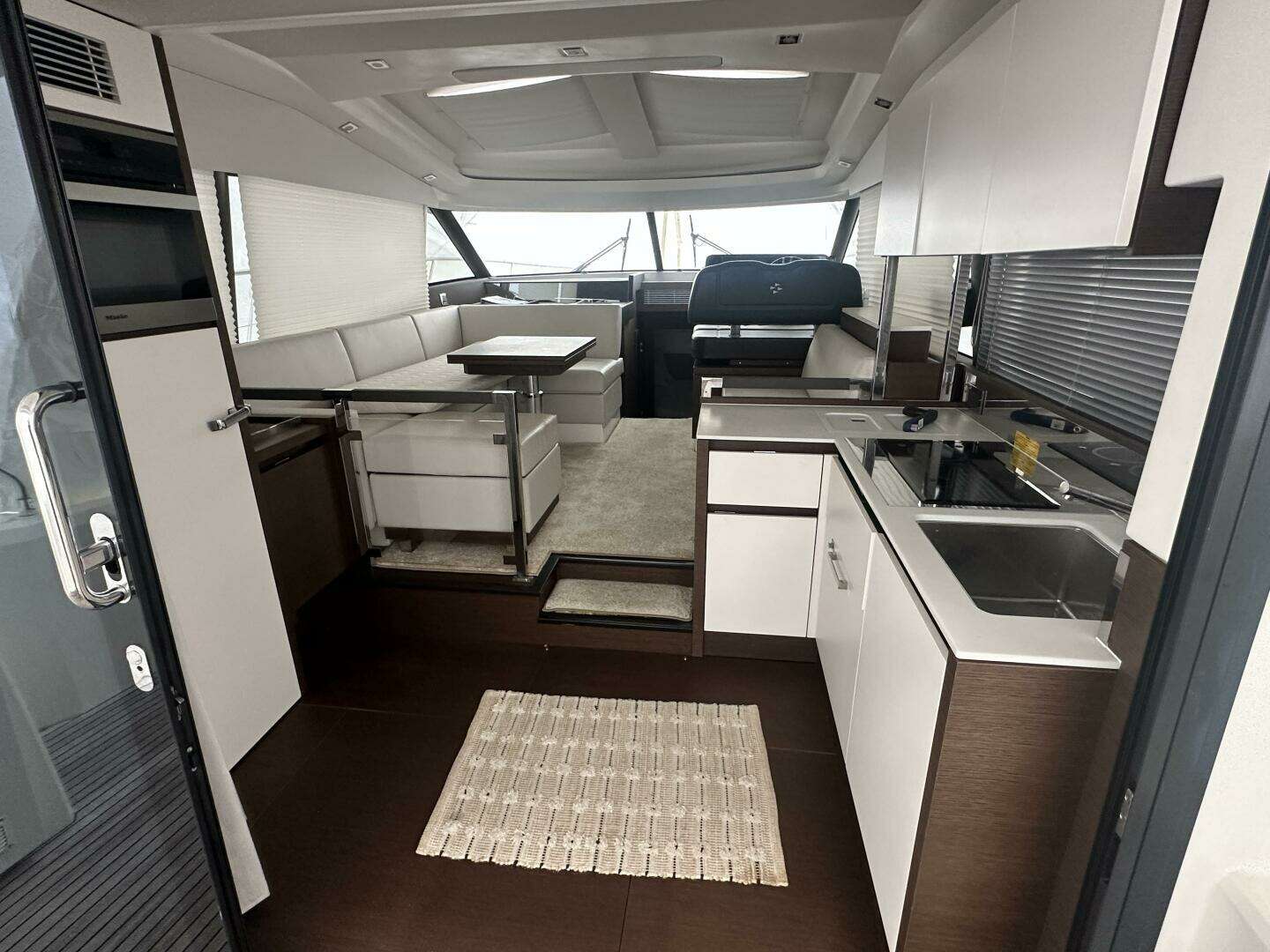 2020 Prestige 460S - Image 17