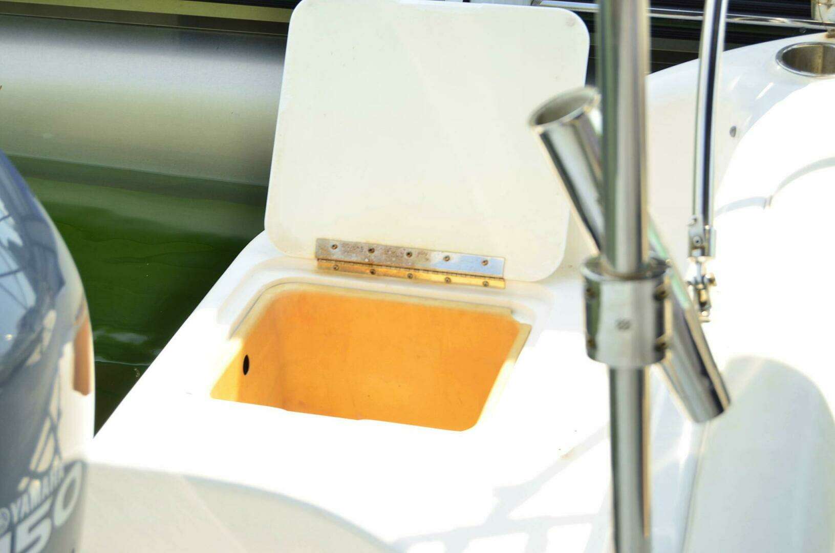 2011 Hurricane SunDeck 217 OB - Image 34