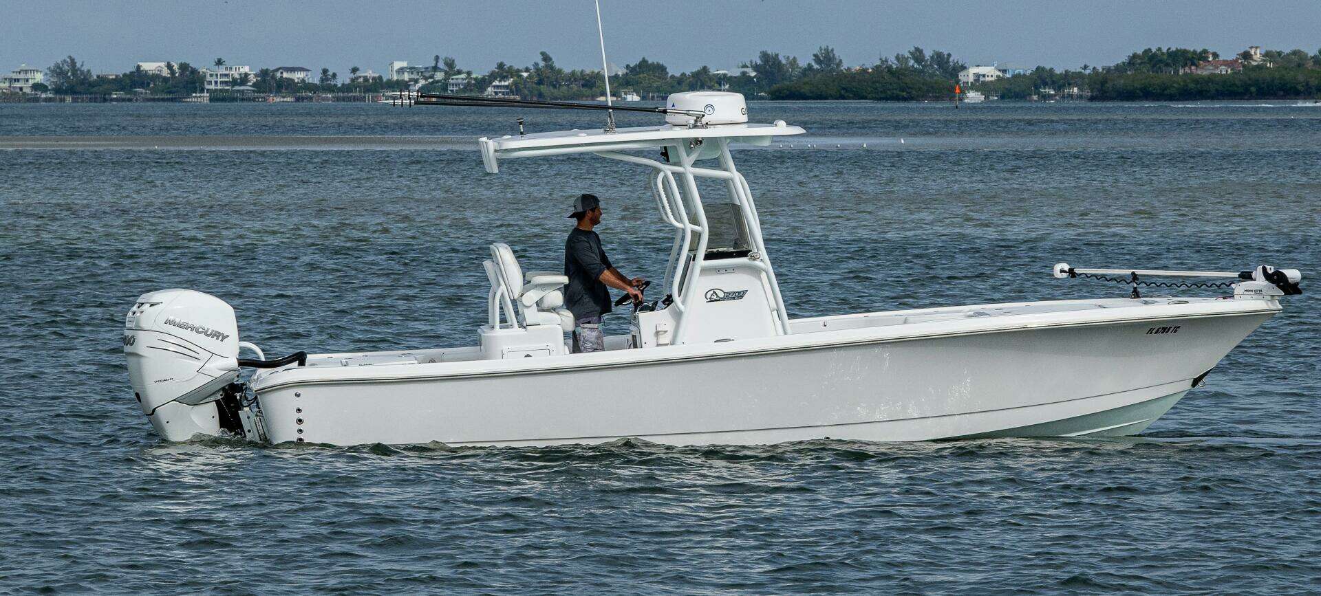 2022 Blazer Bay 2700 Hybrid - Image 2