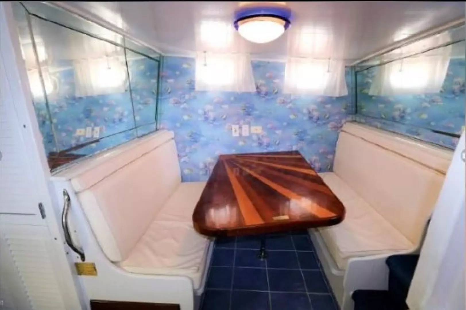 1965 Burger Cockpit Flybridge Motor Yacht - Image 30