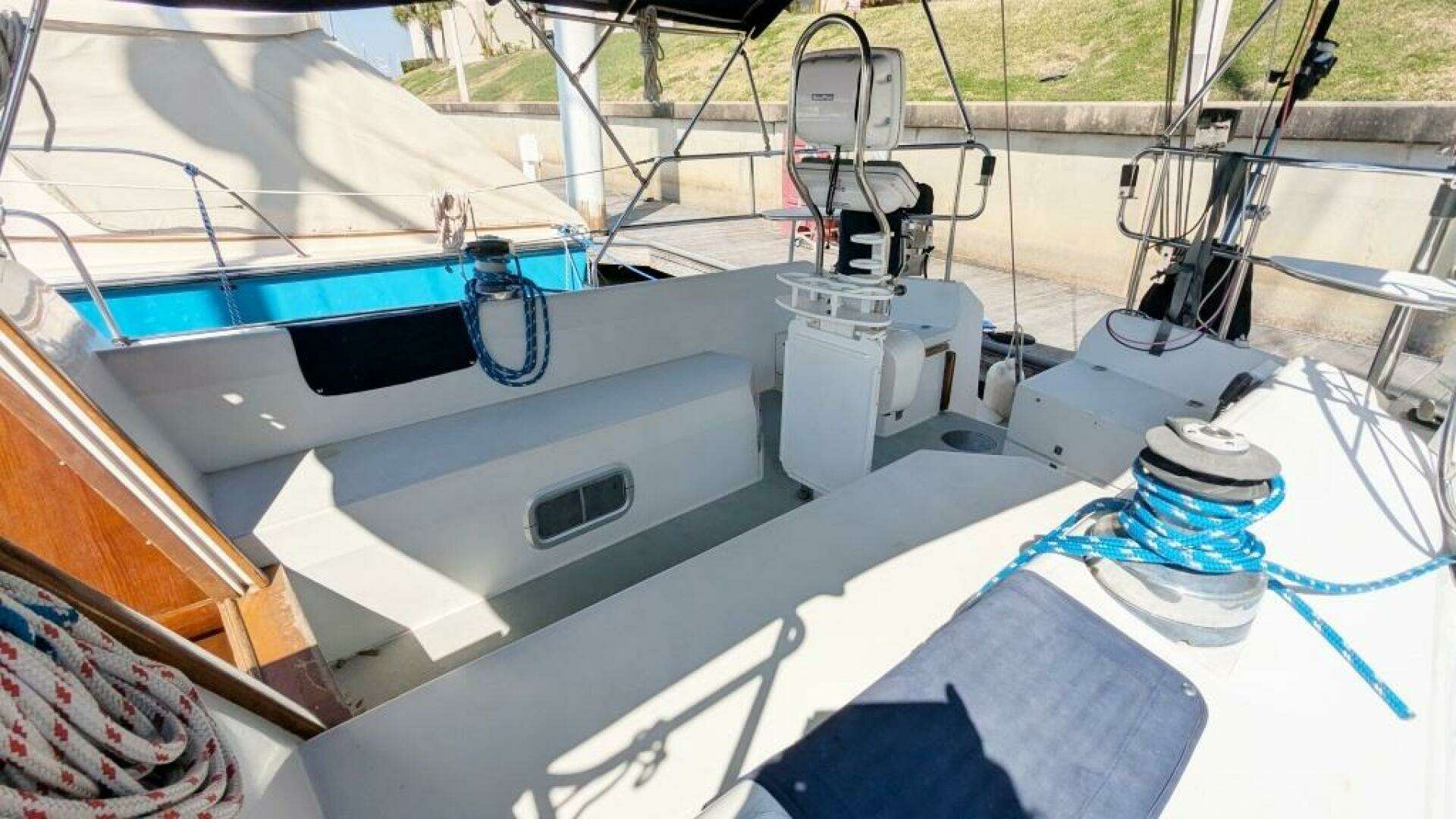 1989 Catalina 42 - Image 18
