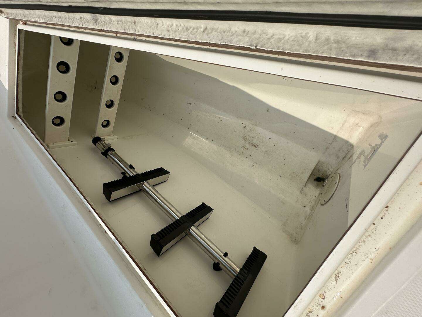 2000 Regulator 26 - Image 14