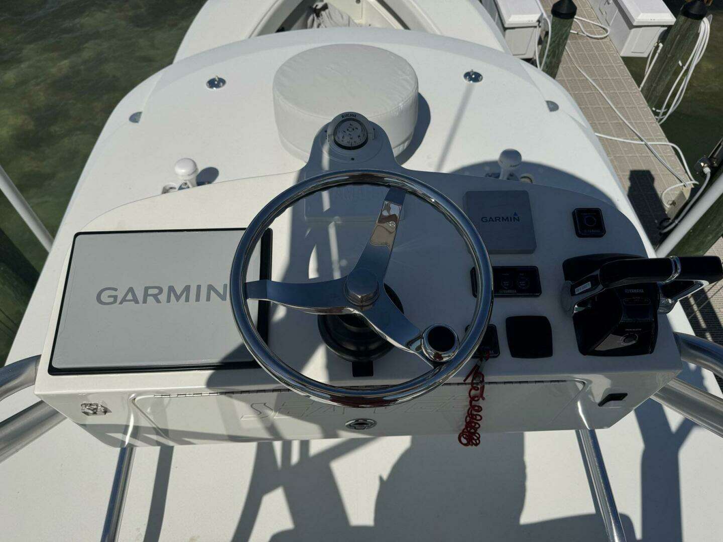 2014 SeaVee 390B Center Console - Image 33