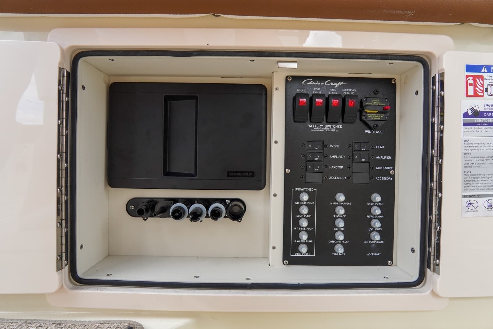 2026 Chris-Craft 31 Catalina - Image 37