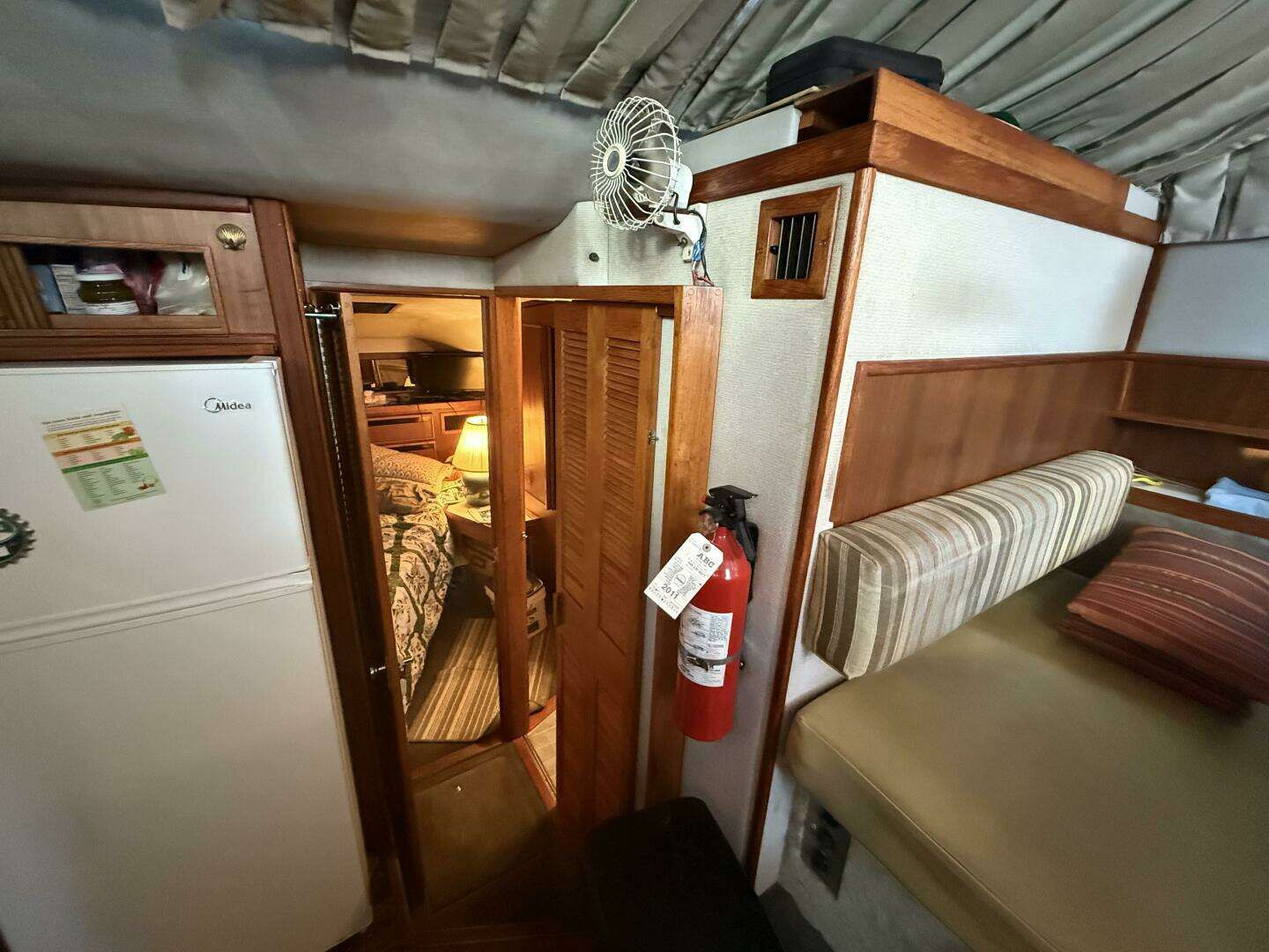 1988 Sea Ray 415 - Image 82
