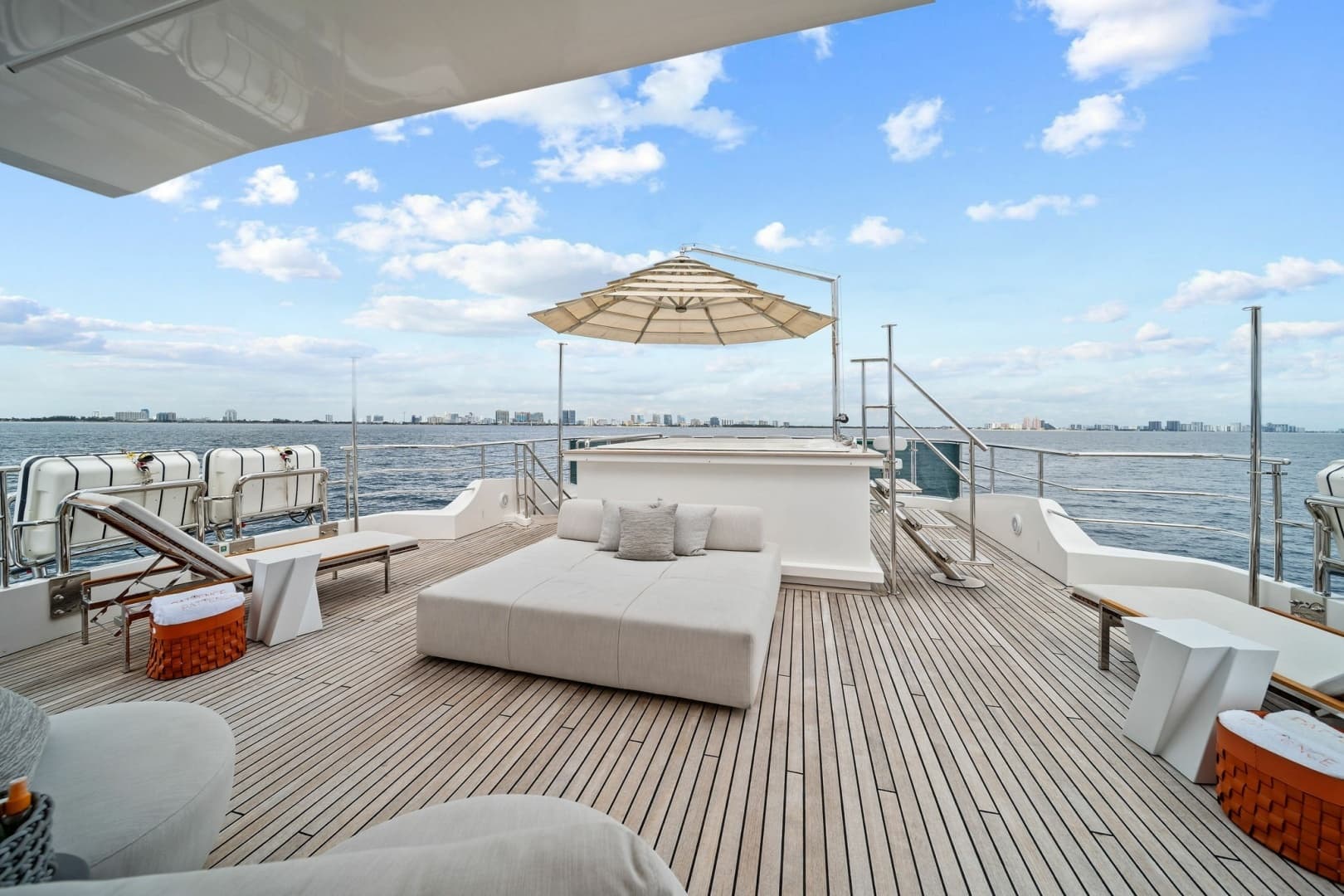 2012 Benetti Classic Supreme 132 - Image 20