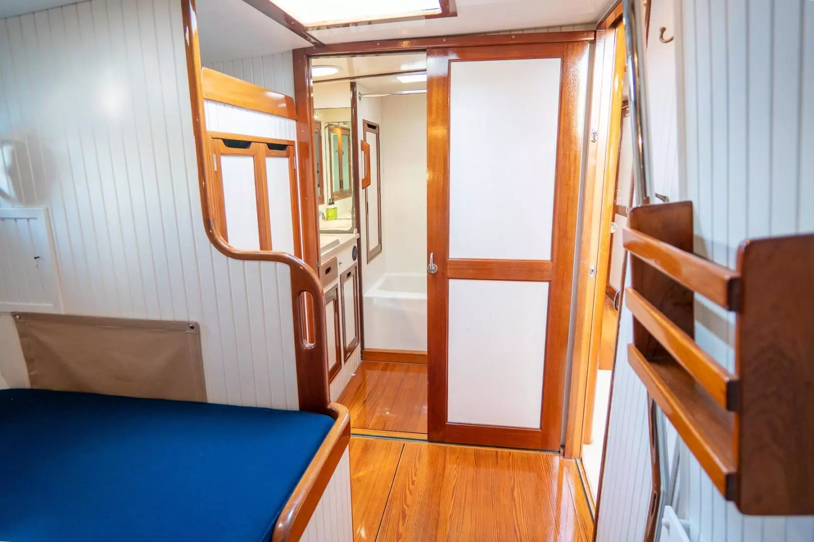 1995 New England Boatworks Custom - Image 11