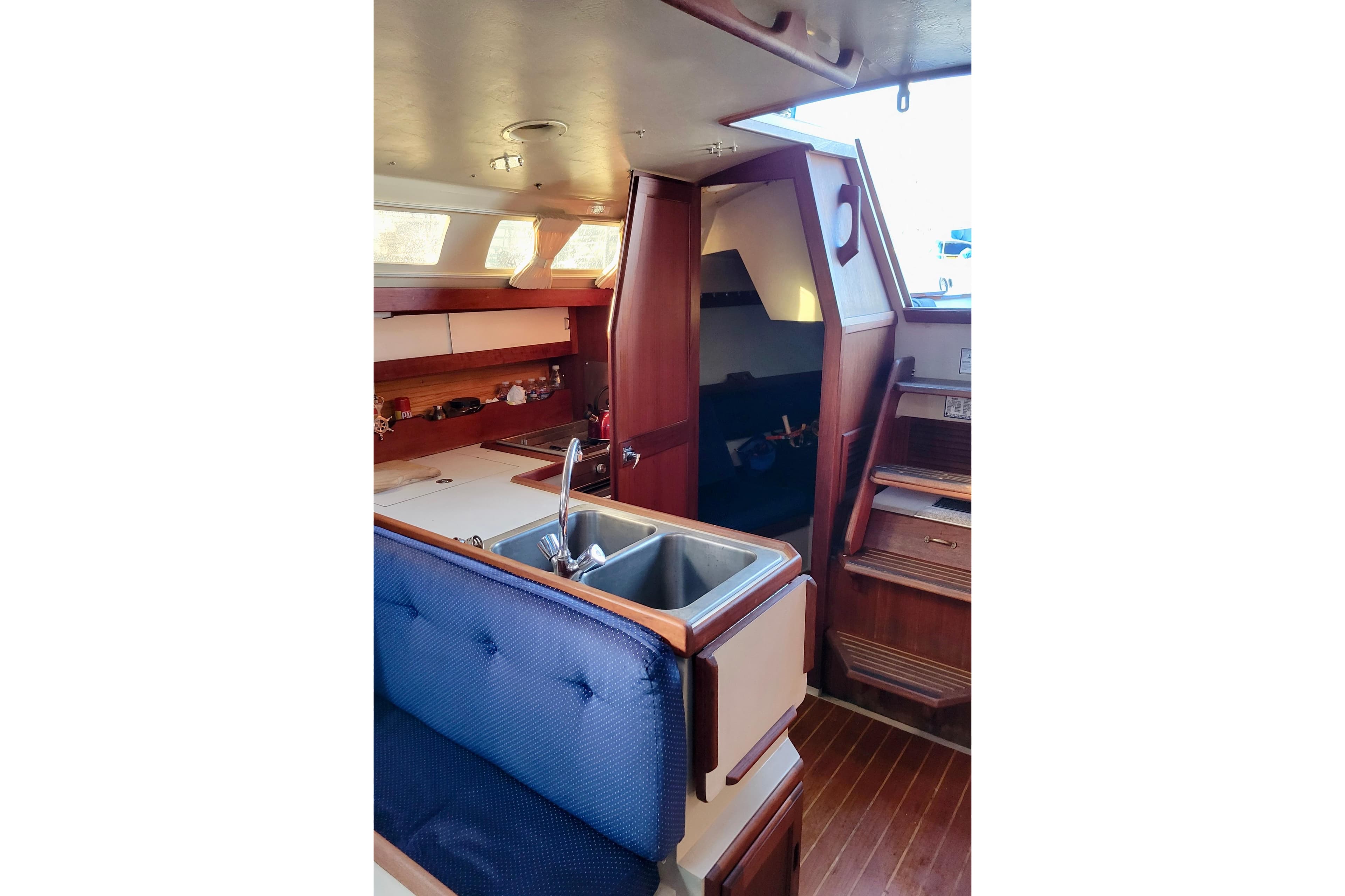 1988 Catalina 34 MkII - 15