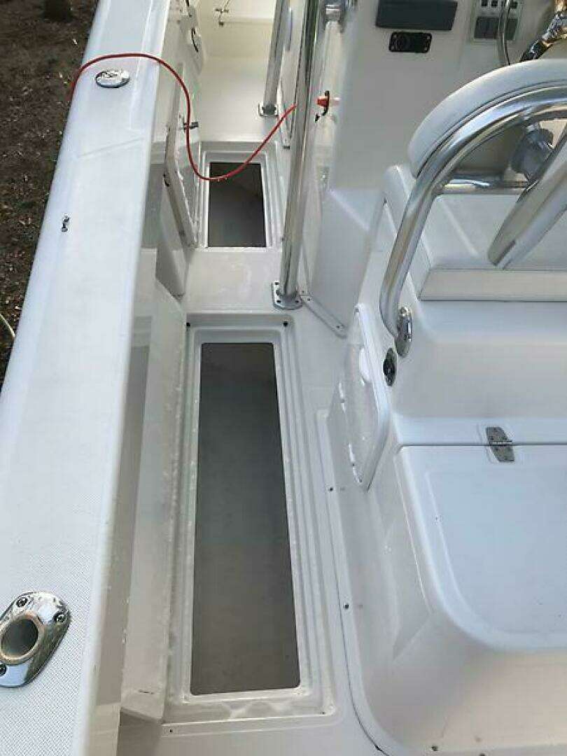 2014 Ocean Master 29 CC - Image 15