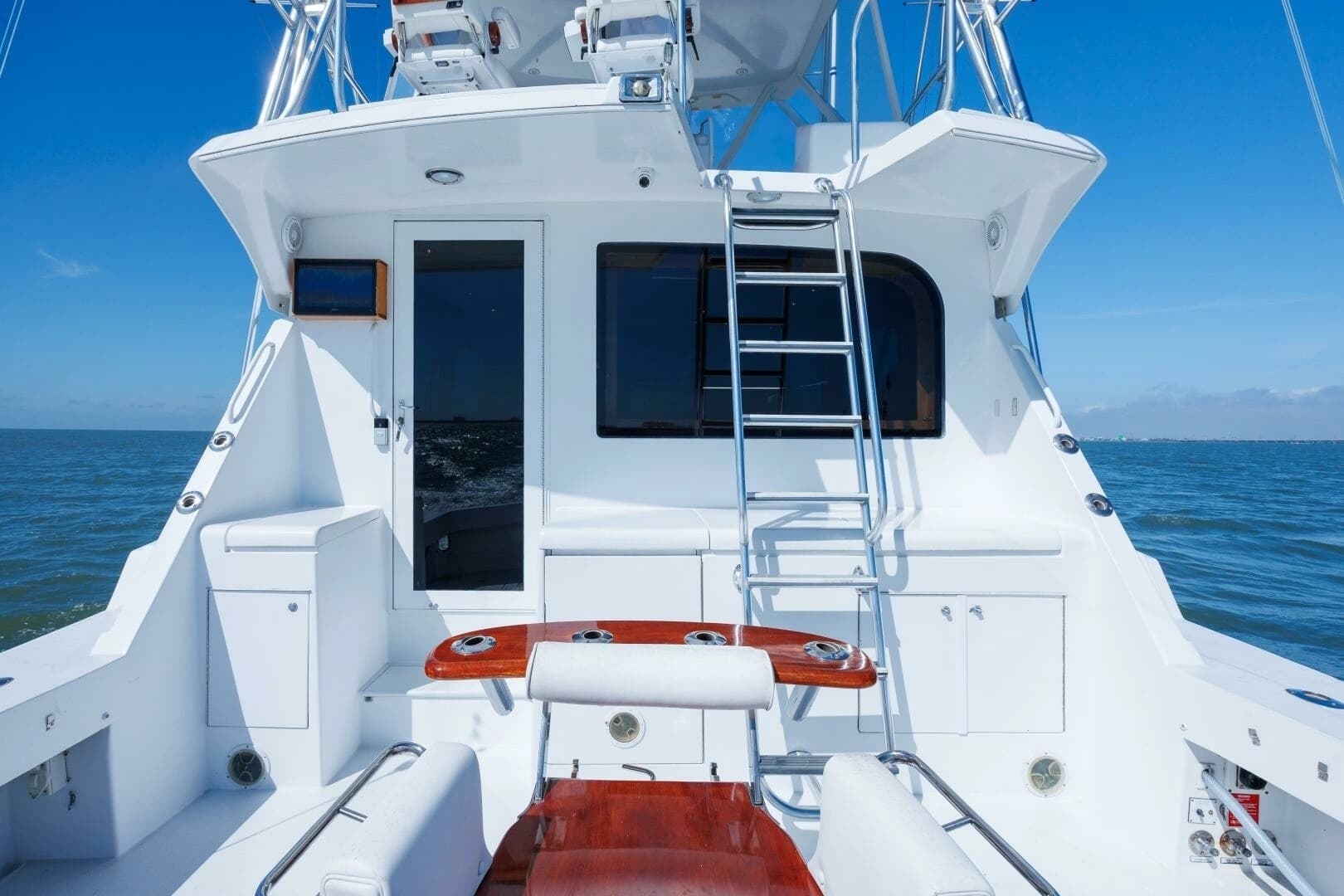 2002 Hatteras 50 Convertible - Image 22