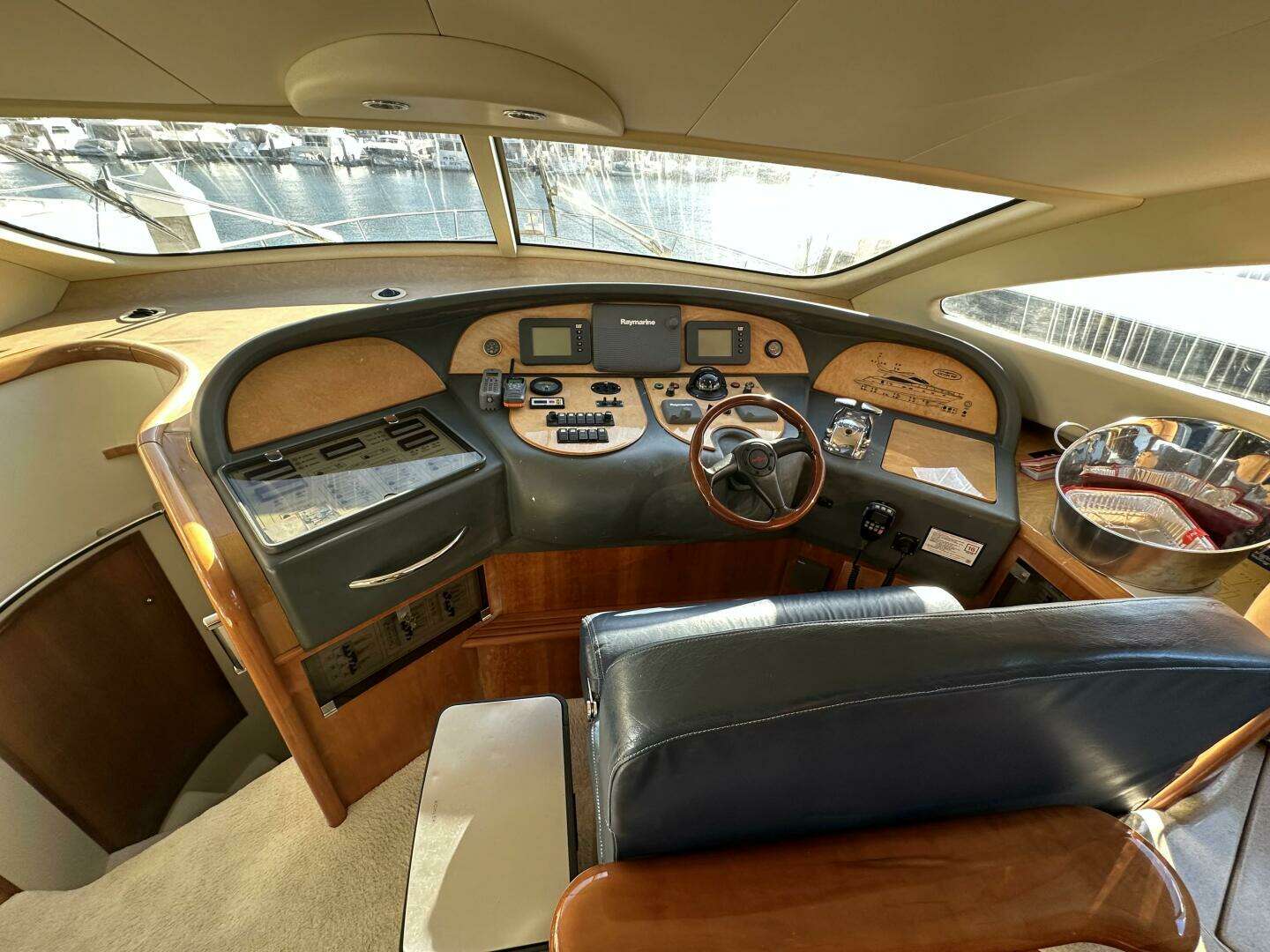 2003 Aicon 56 Flybridge - Image 16