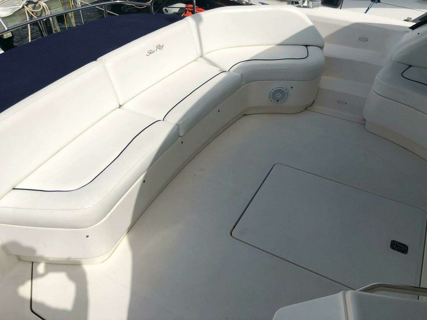 2008 Sea Ray 55 Sundancer - Image 21