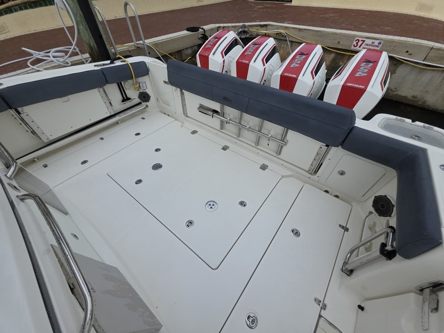 2021 Boston Whaler 420 Outrage - Image 52