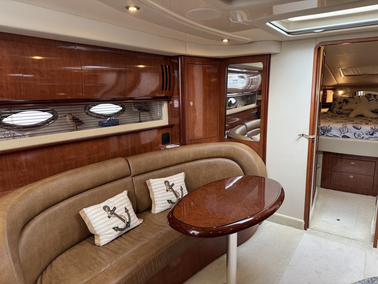 2005 Sea Ray 420 Sundancer - Image 11