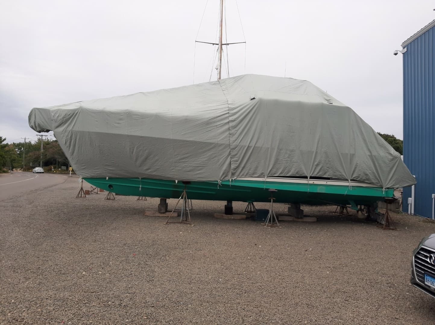 2005 Sabre 42 Express - Image 31