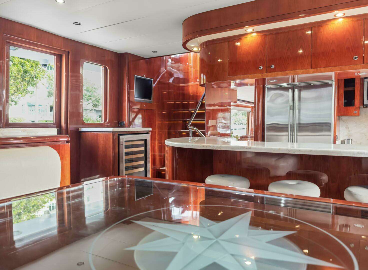 2005 Ocean Alexander 80 motoryacht - Image 4