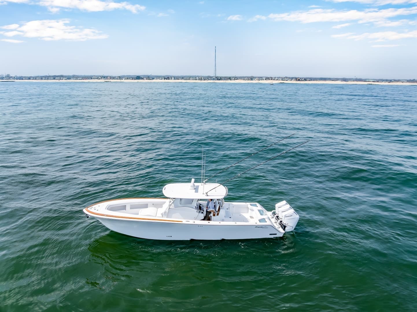 2026 Front Runner 39 Center Console - Image 11