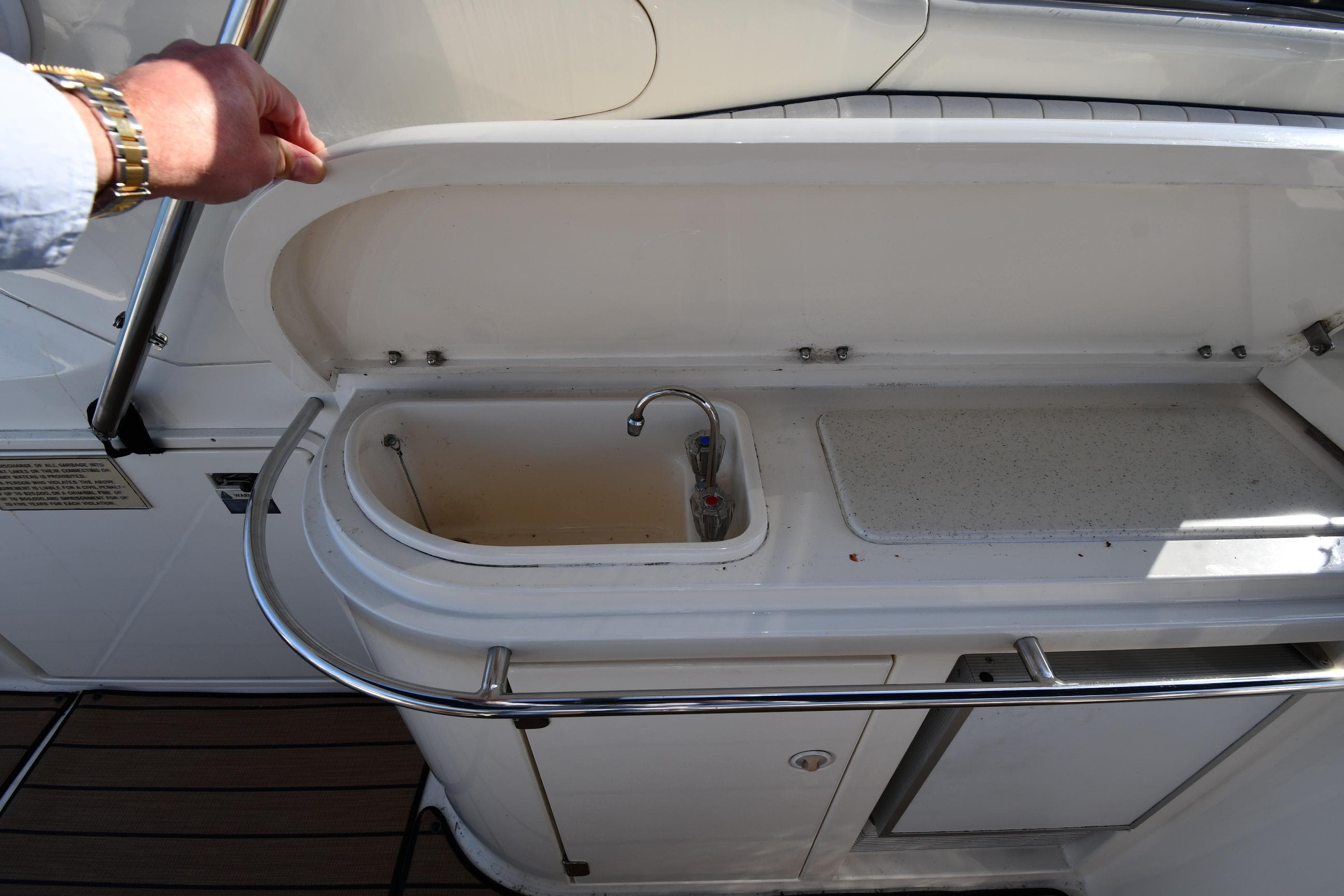 Sunseeker 55 CAMARGUE 1996 yacht sink and countertop detail.