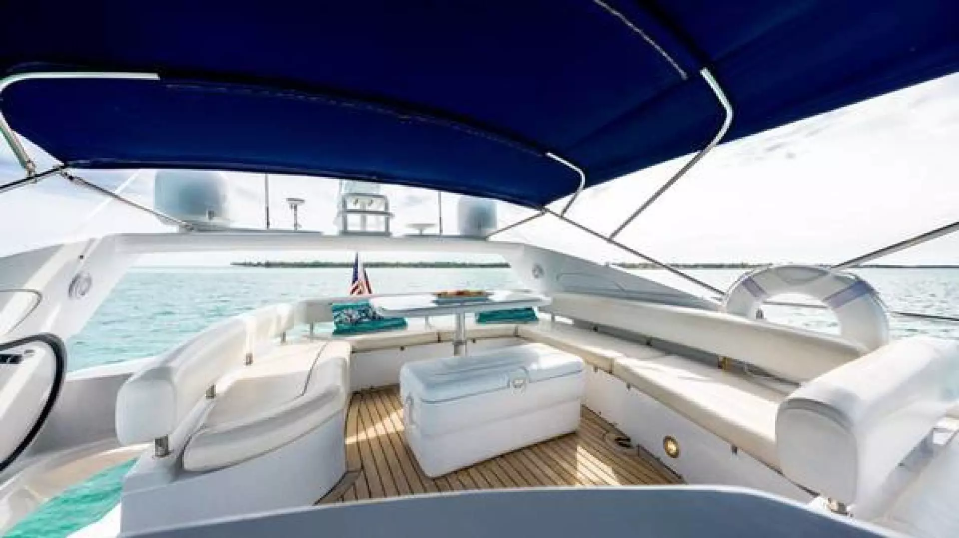 2004 Sunseeker Manhattan - Image 5