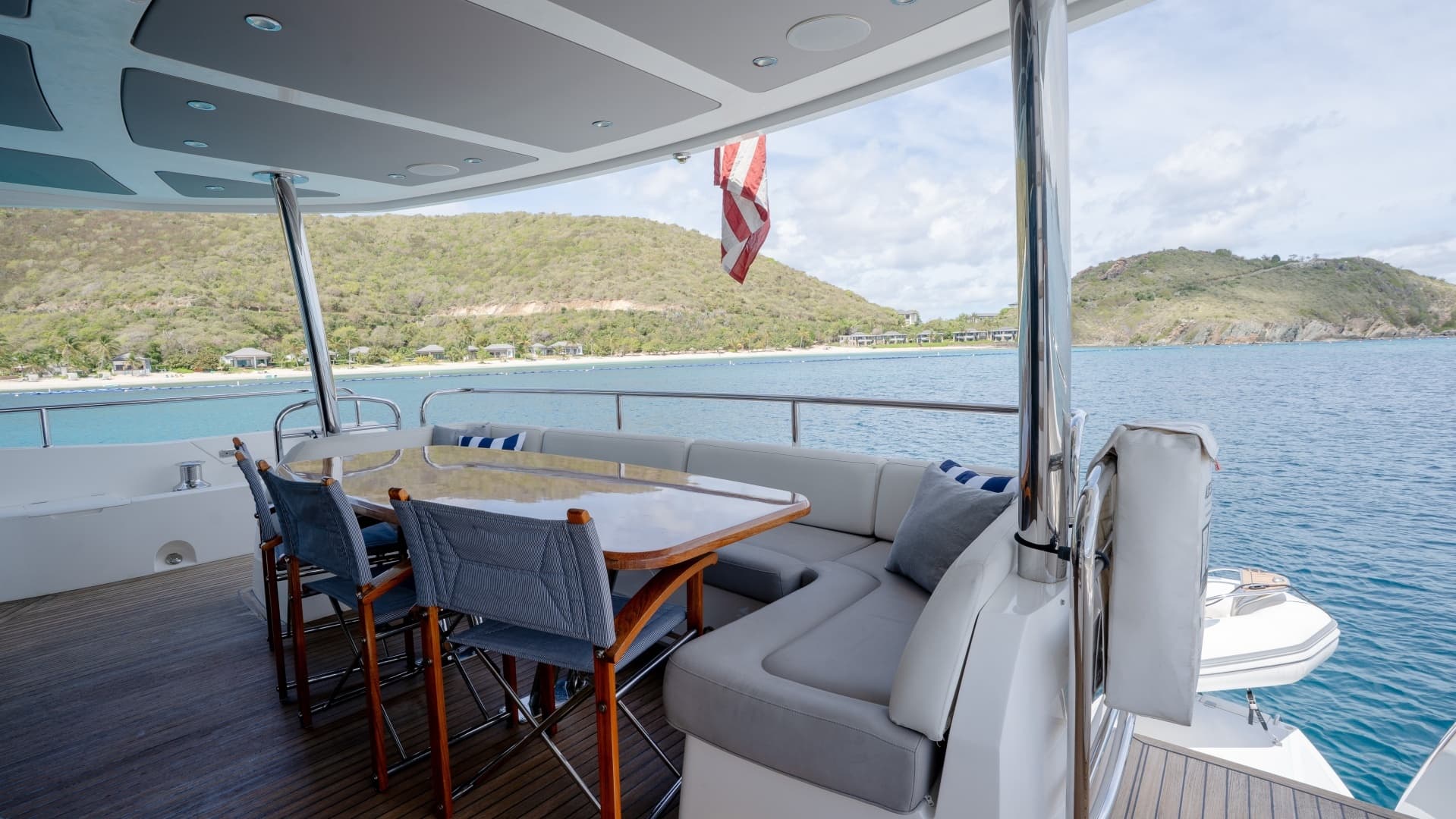2017 Sunseeker 86 Yacht - Image 23