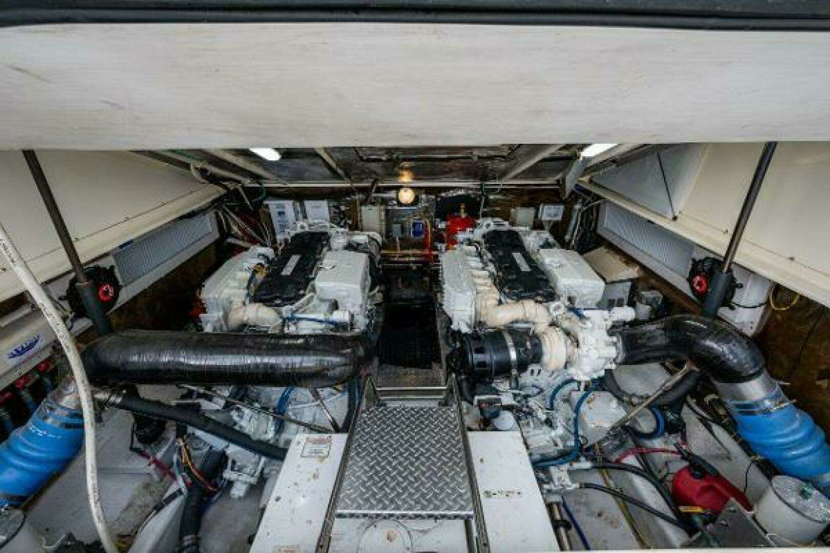 2007 Albemarle 36 Express - Image 29