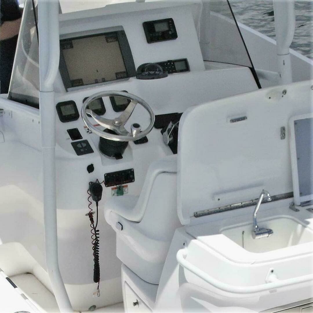 2011 Intrepid 323 Cuddy - Image 18