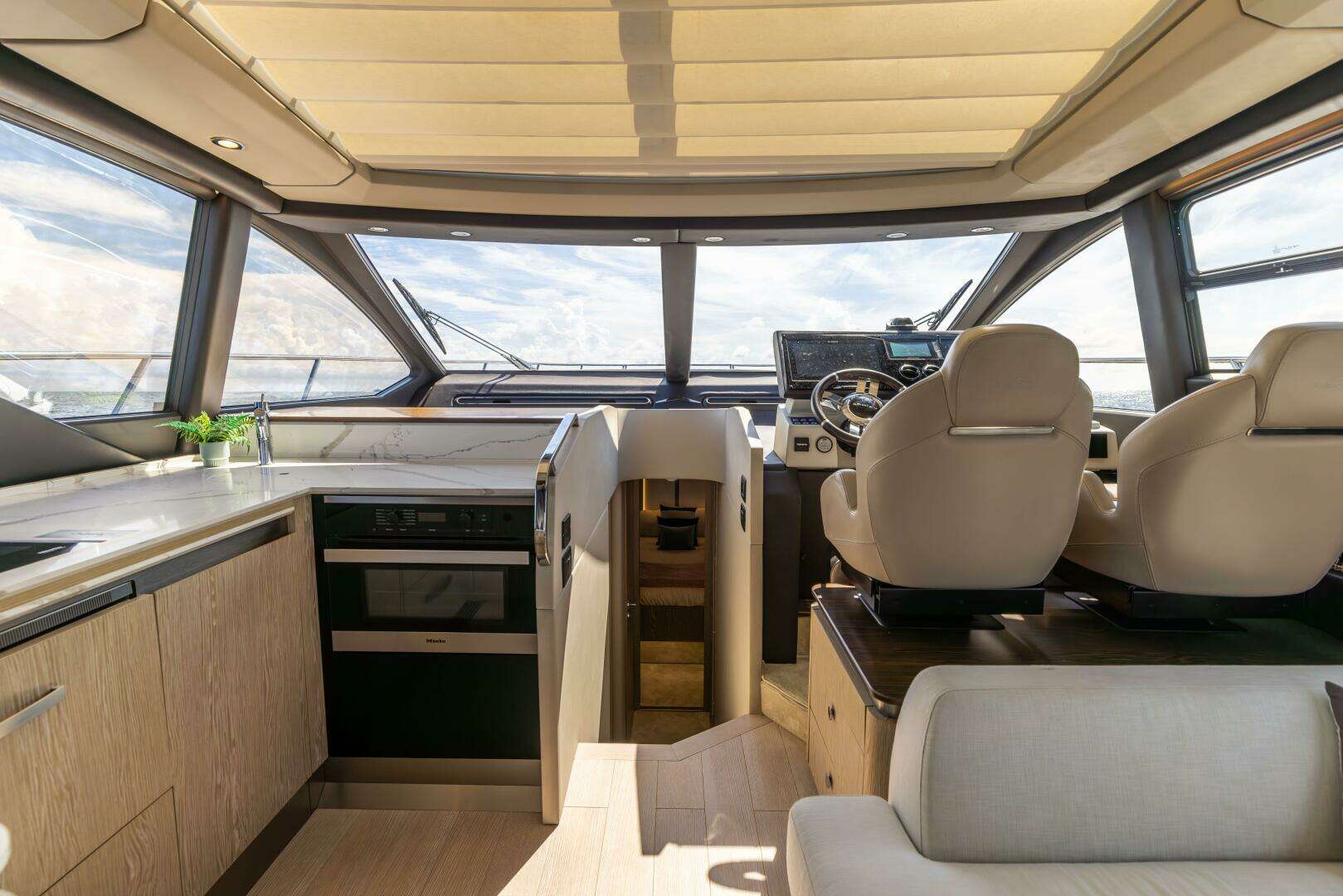 2021 Azimut S6 Sport Fly - Image 8