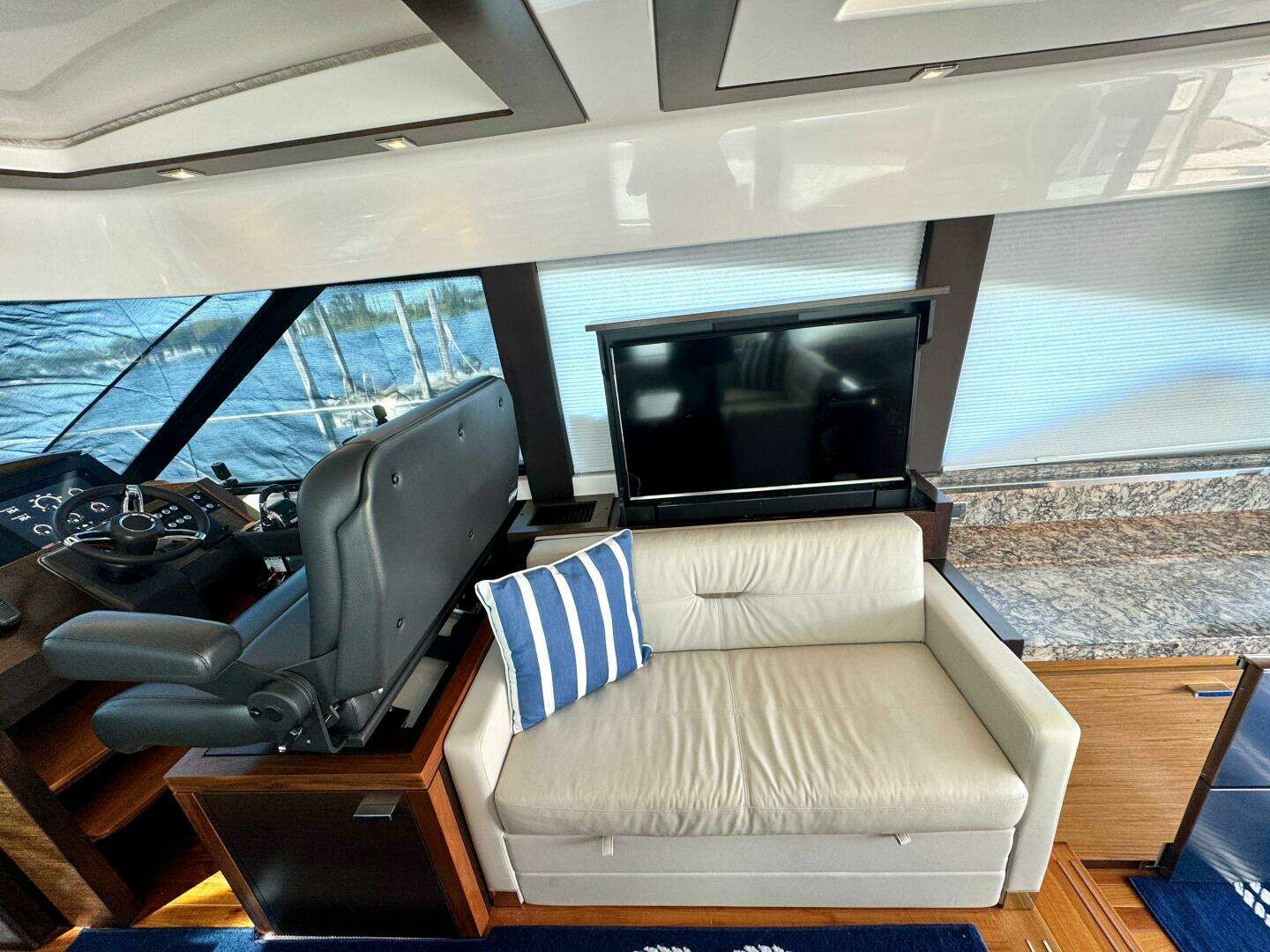 2017 Tiara Yachts 53 Coupe - Image 31