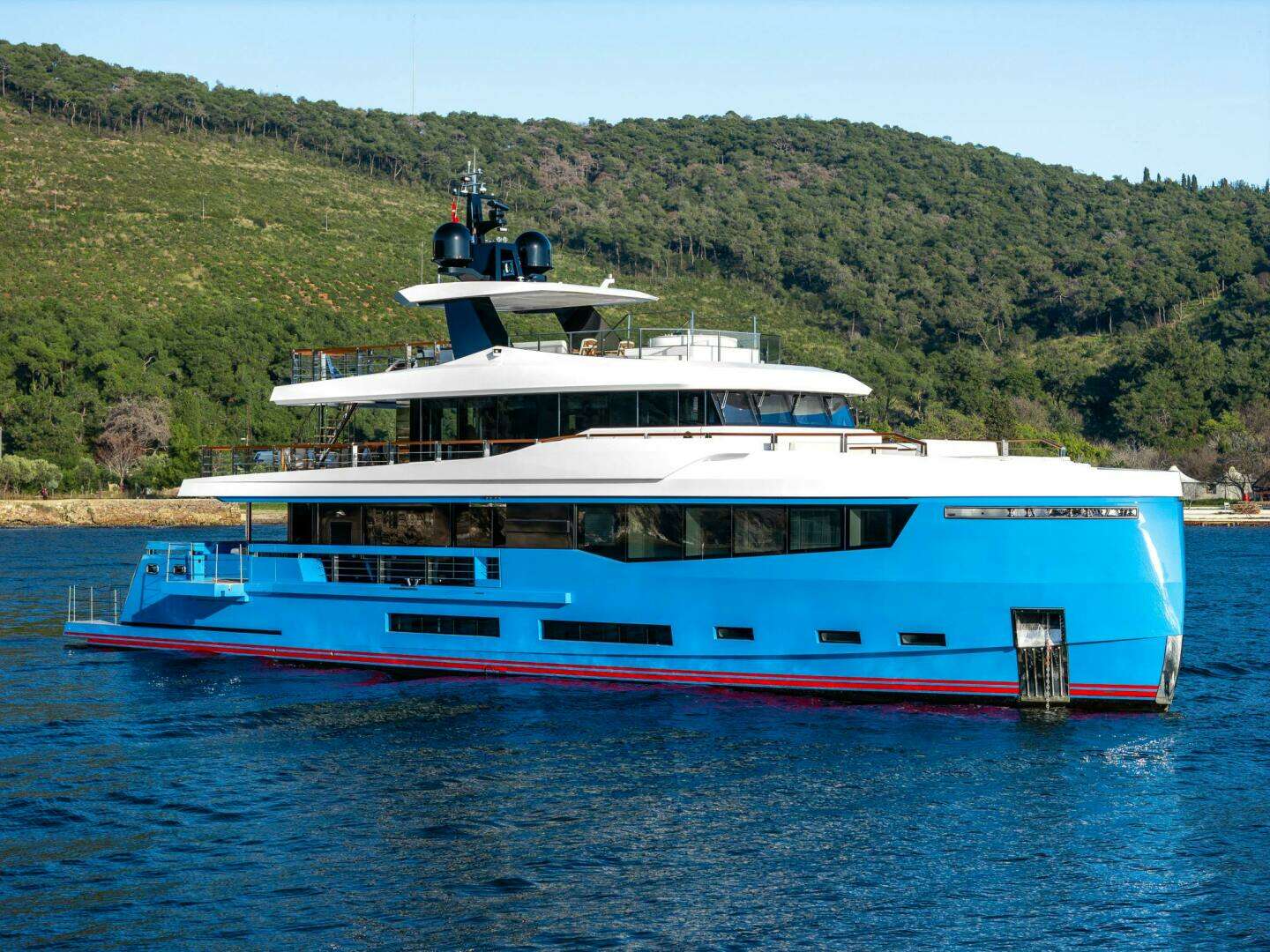 2024 AES Yacht — - Image 5