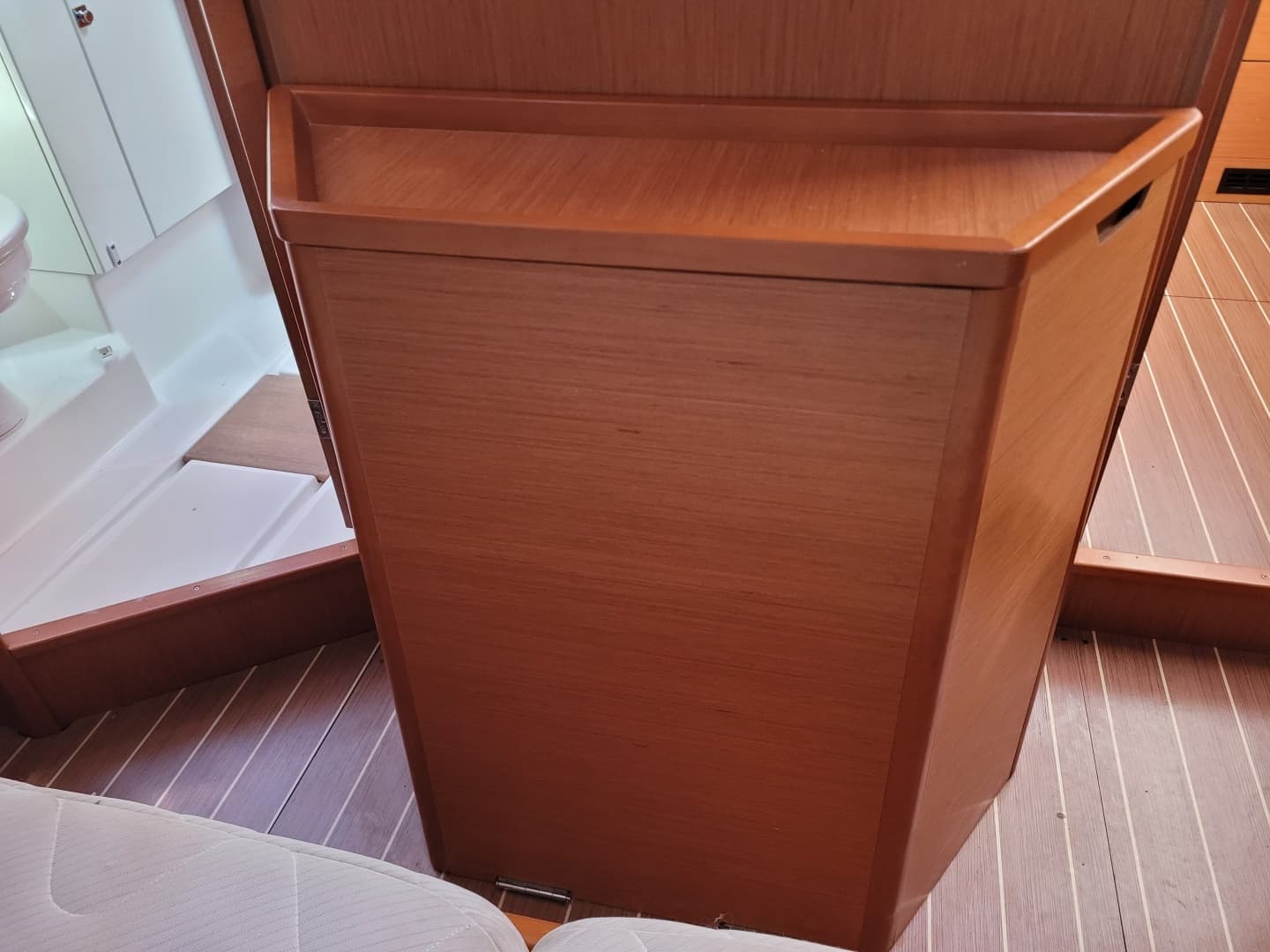 2017 Jeanneau Sun Odyssey 44 DS - Image 51