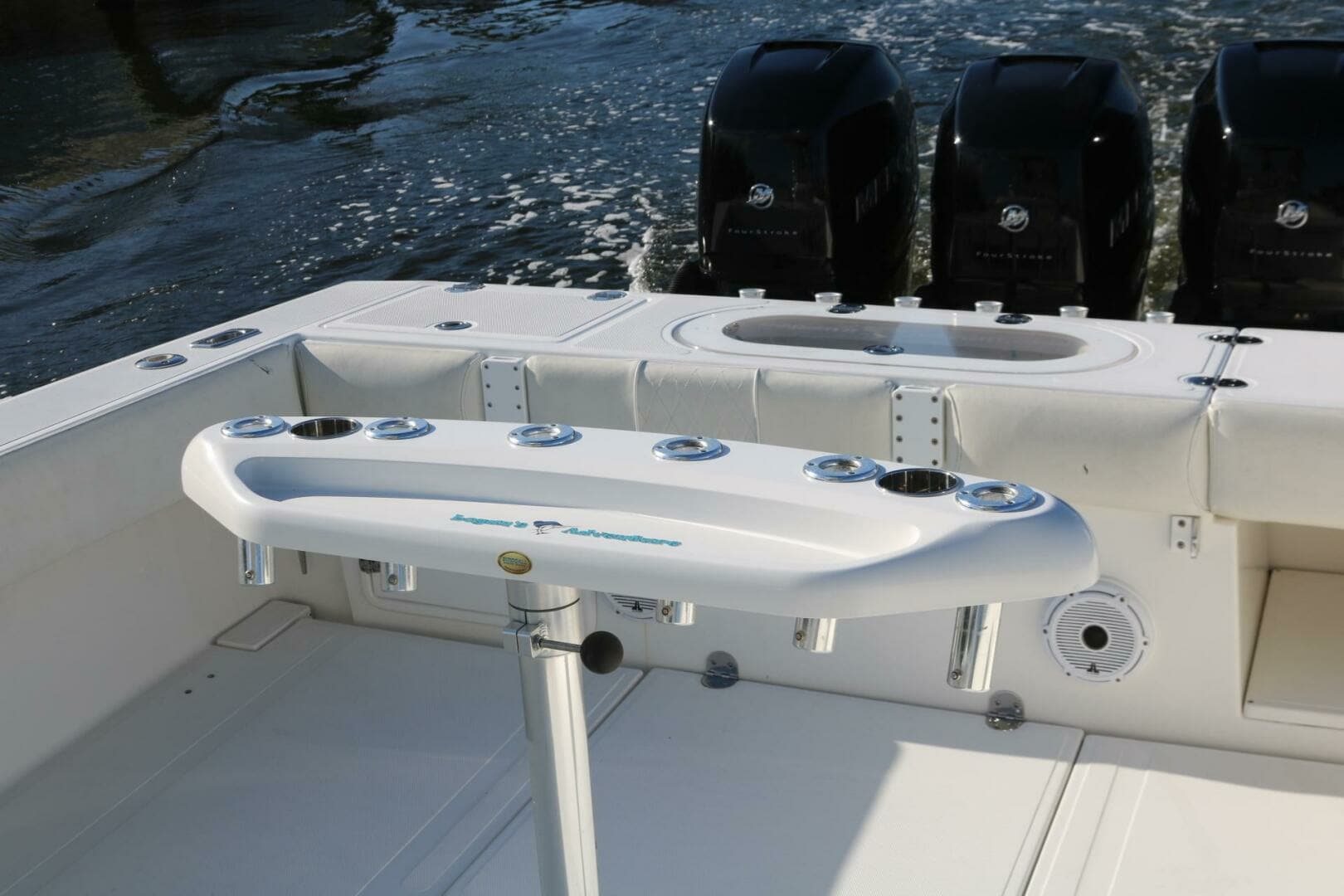 2008 Venture 39 Center Console - Image 6