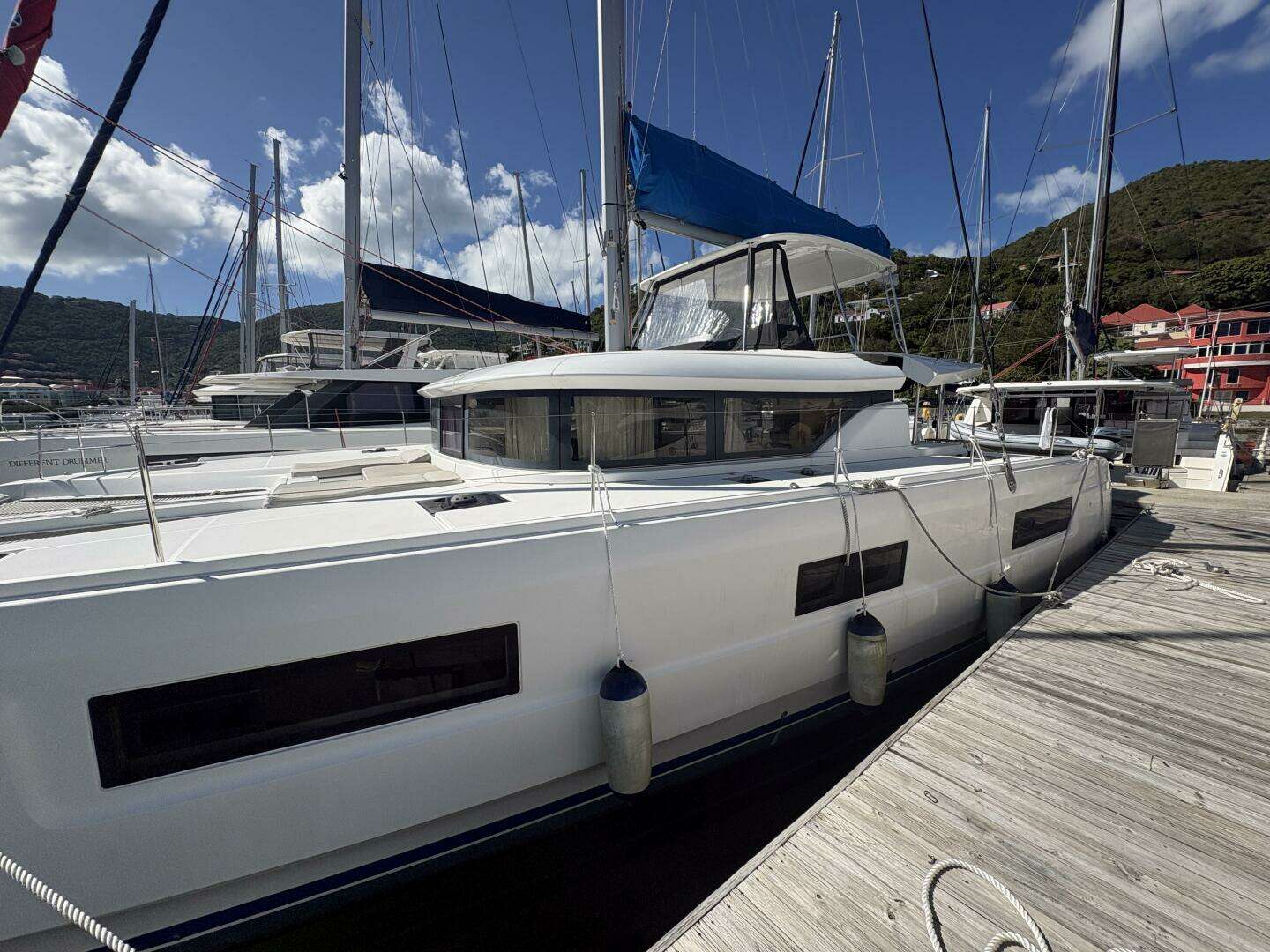 2020 Lagoon 464 - Image 2