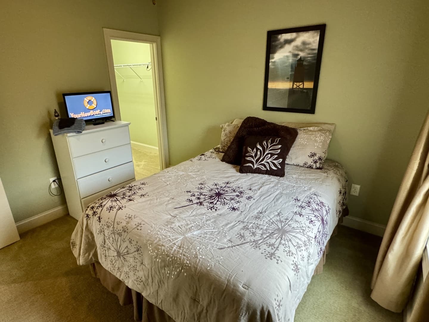 2010 Custom Floating Cabin - Approx 1340sqft - Image 33