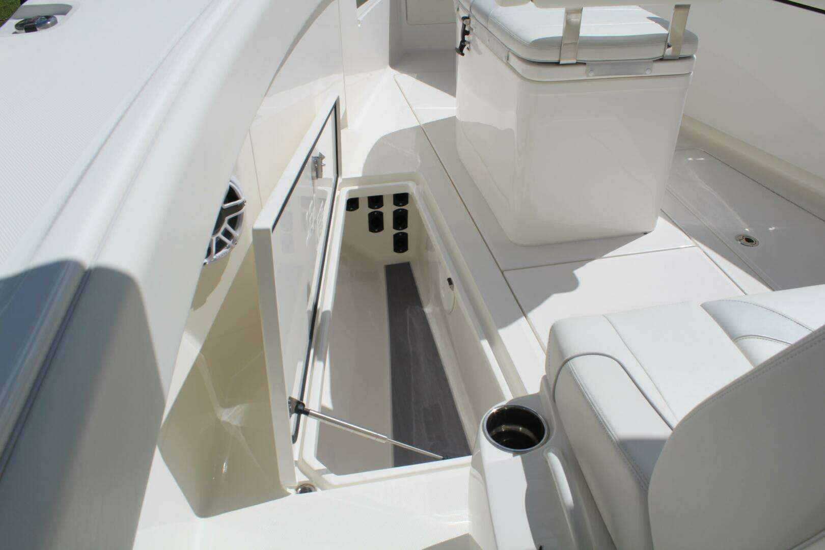 2022 SeaVee — - Image 70