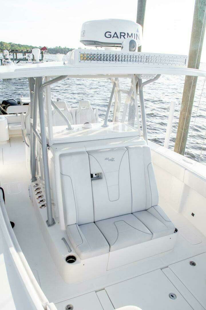 2021 SeaVee 370Z - Image 12