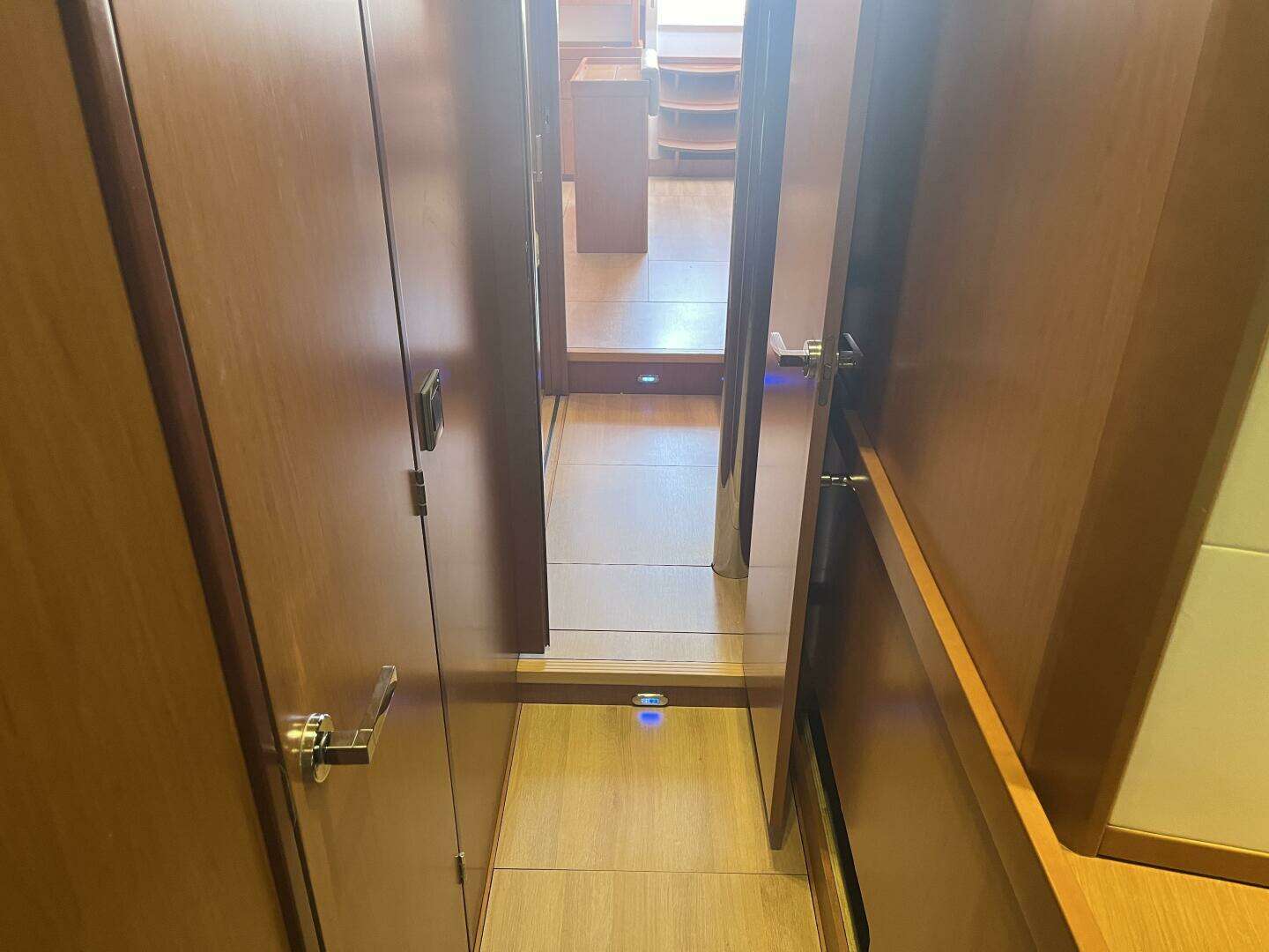 2014 Beneteau Sense 50 - Image 28